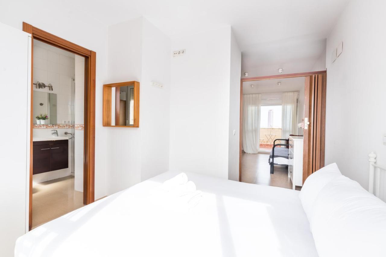סביליה Holi-Rent Apartamento Resitur מראה חיצוני תמונה