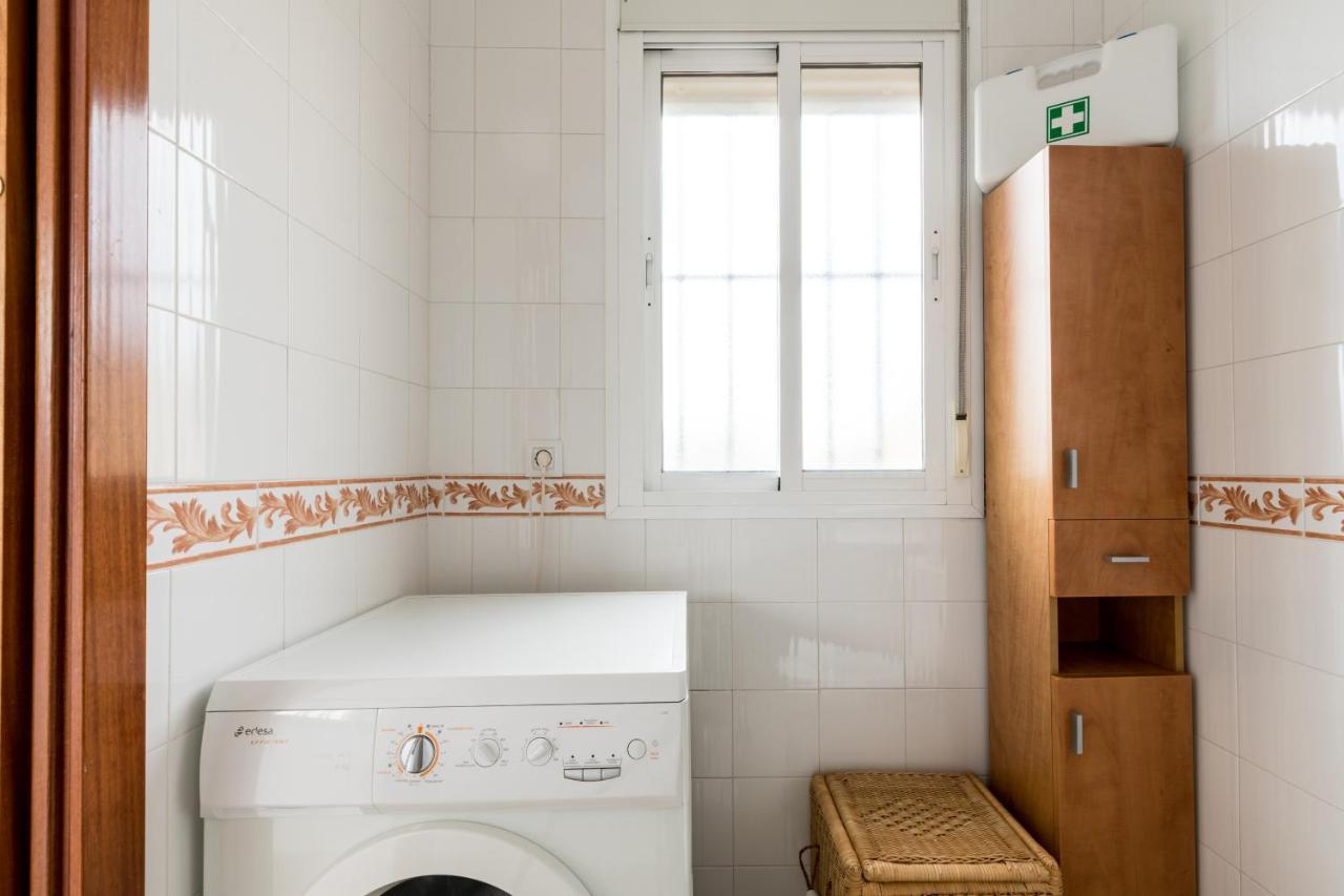 סביליה Holi-Rent Apartamento Resitur מראה חיצוני תמונה